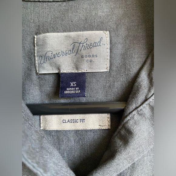 Target Button Up - Picture 2 of 3